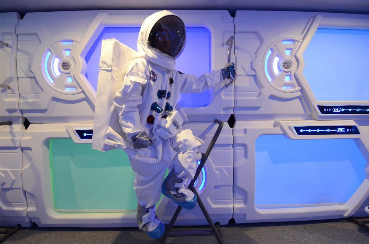 Kapslový hotel Moon Station Prefektura Tokio